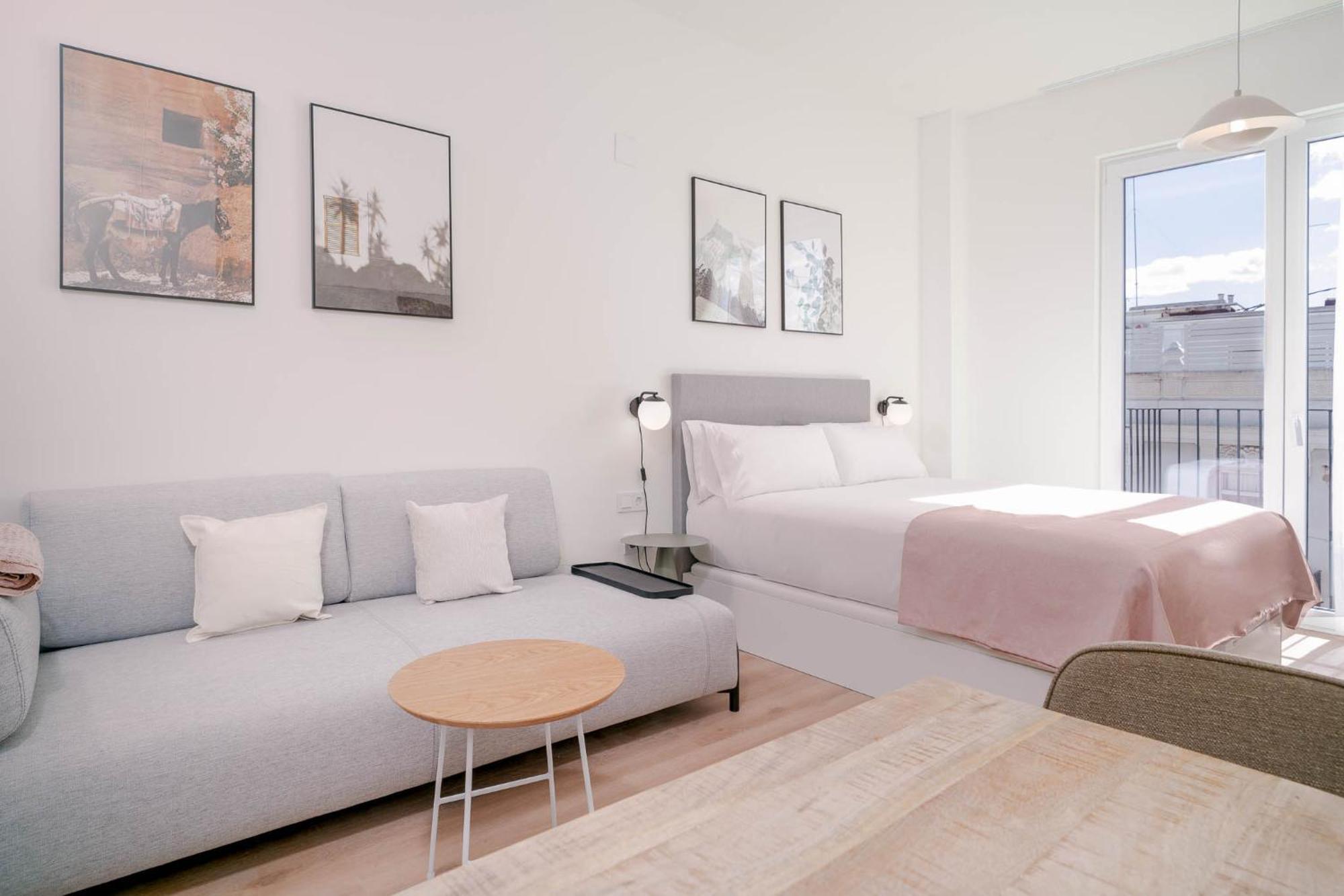 Limehome Valencia Carrer De Sant Jacint エクステリア 写真