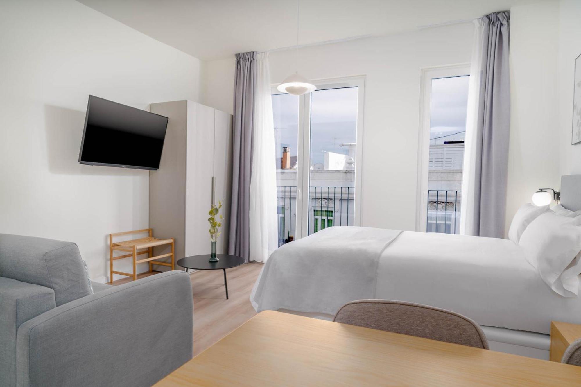 Limehome Valencia Carrer De Sant Jacint エクステリア 写真