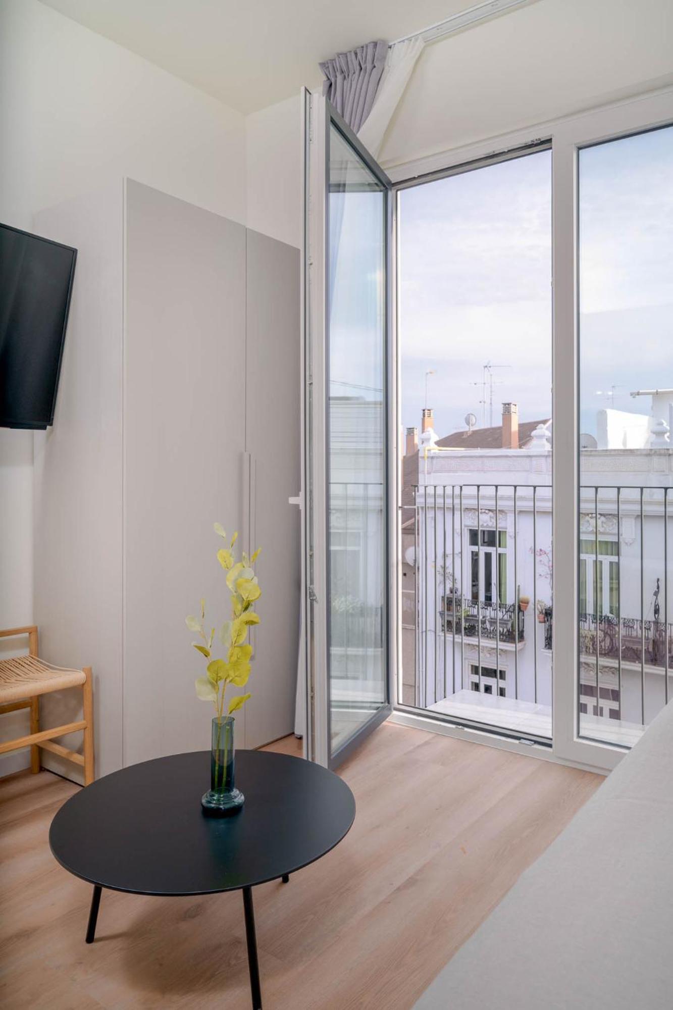 Limehome Valencia Carrer De Sant Jacint エクステリア 写真