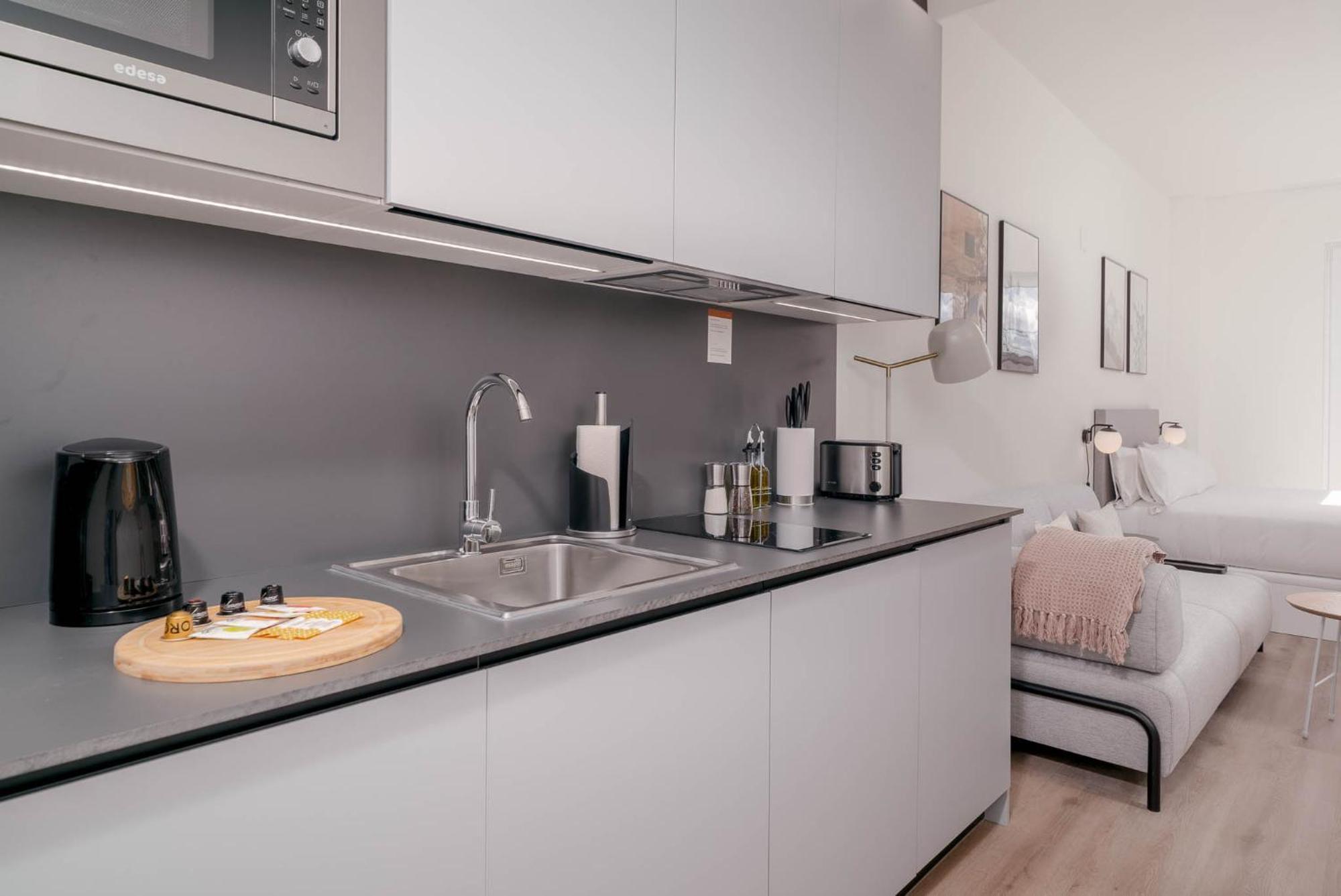Limehome Valencia Carrer De Sant Jacint エクステリア 写真