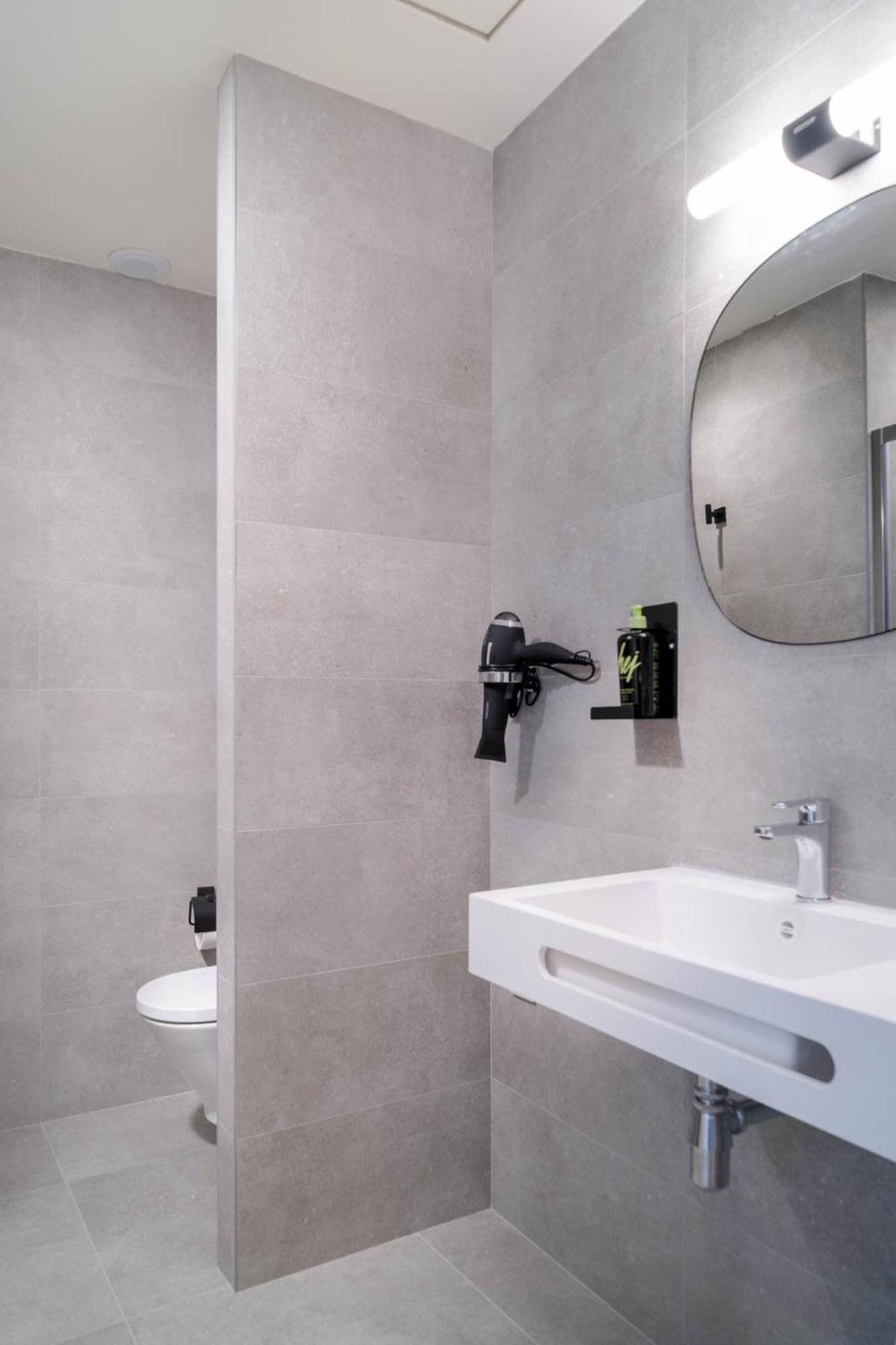 Limehome Valencia Carrer De Sant Jacint 部屋 写真